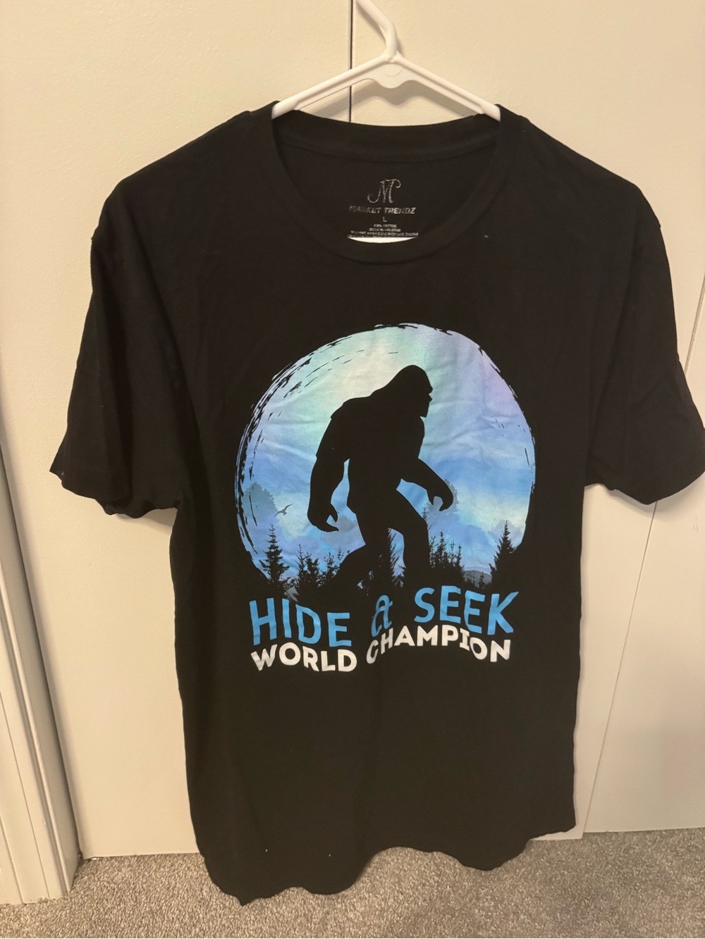 Hide & Seek World Champion Graphic Tee - Black Super soft cotton‎ Men’s Large